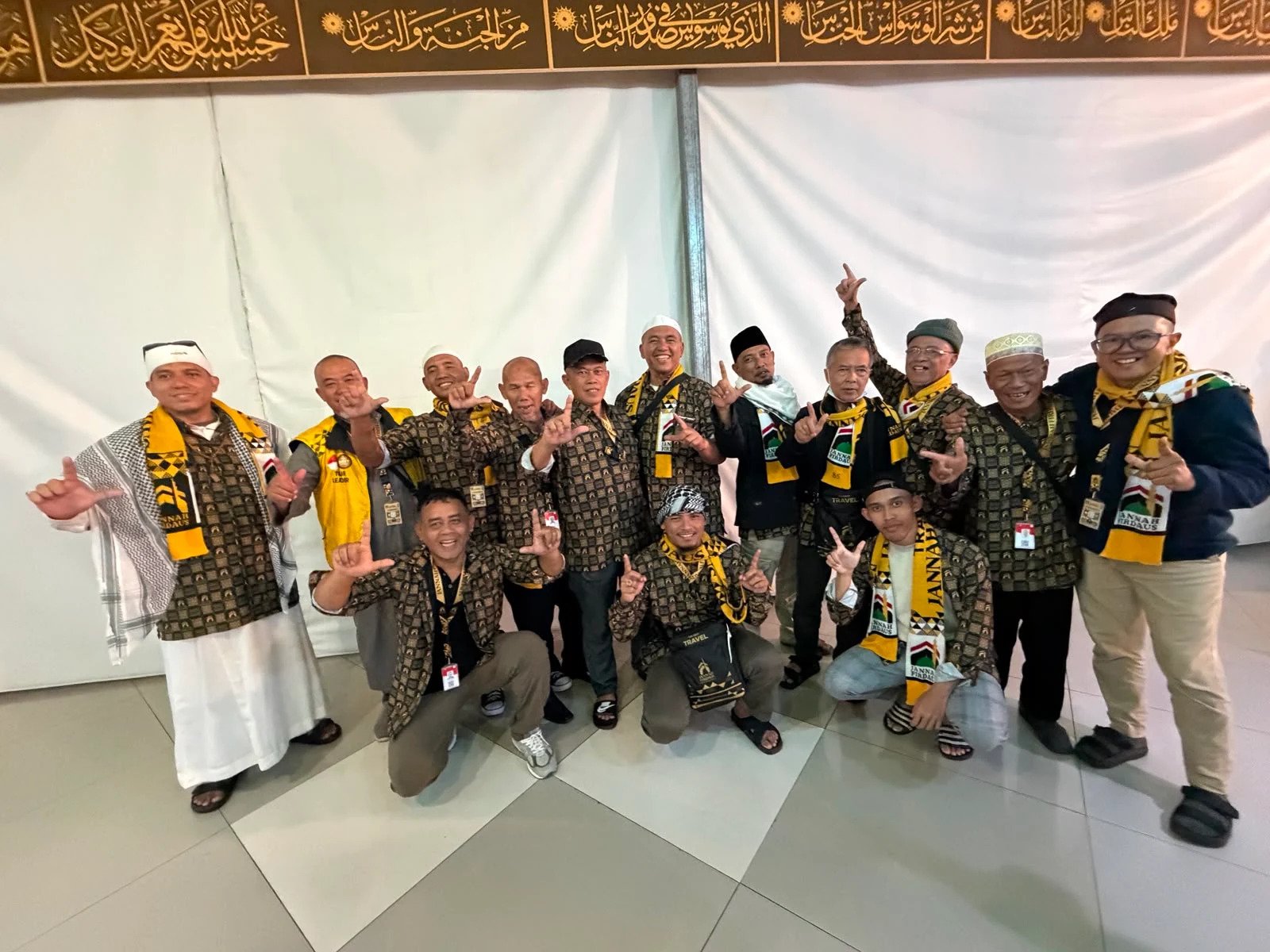 Jamaah umroh pemberangkatan 10 Juni Group 2 DARRUSSALAM 1448 H